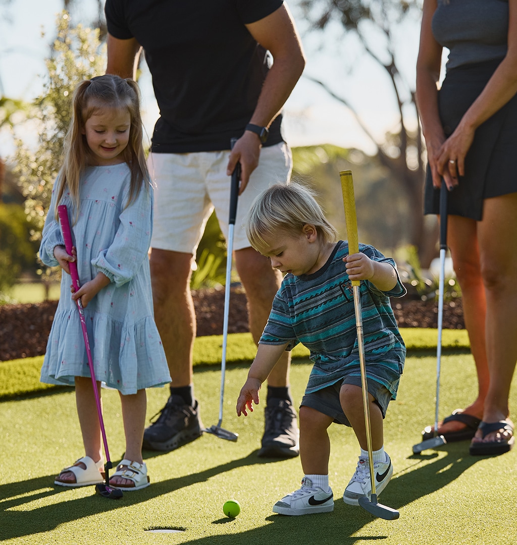 country-club-mini-golf-young-family-mar-25-1024x1080-1